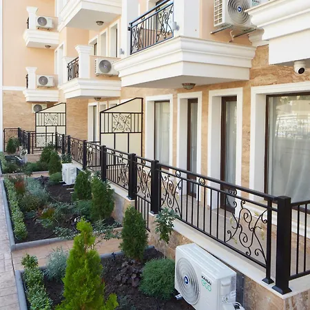 Balkon Mit Meerblick דירה