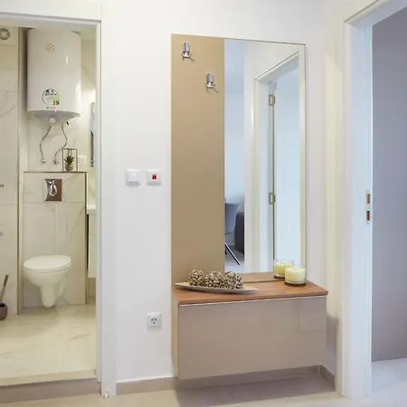 Balkon Mit Meerblick דירה