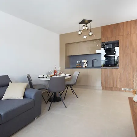 Balkon Mit Meerblick דירה סבטי ולאס