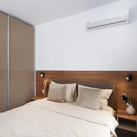 Apartment Balkon Mit Meerblick